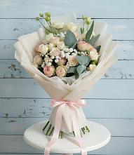 Букет цветов из:  Розы и Лизиантусы #REPLACE_PRED# Большеречье