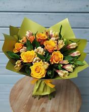 Букет цветов из:  Альстромерии и Розы в Большеречье
