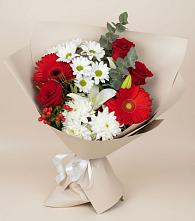 Букет цветов из:  Розы, Хризантемы, Герберы и Лилии в Большеречье