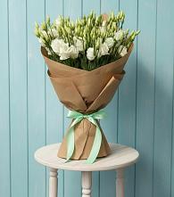 Букет цветов из:  Лизиантусы в Большеречье