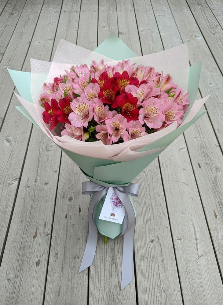 Букет цветов из: Альстромерии в Большеречье
