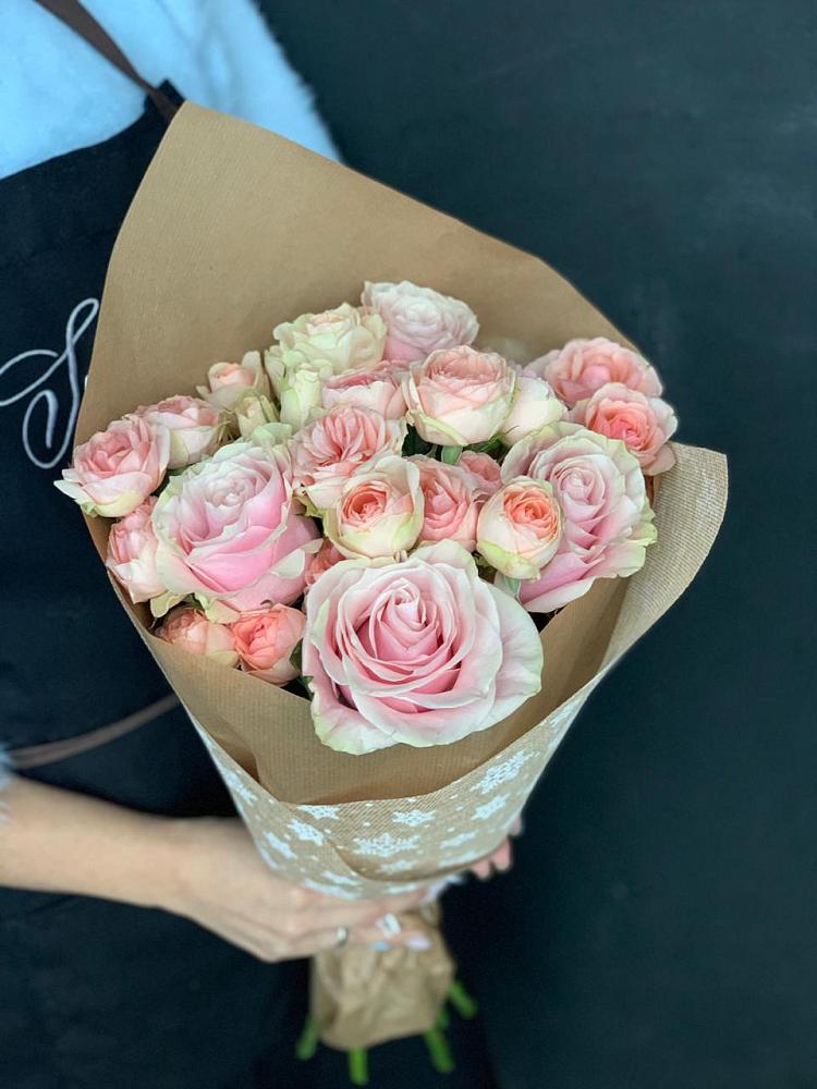 Букет цветов из: Хризантемы и Розы в Большеречье