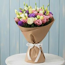 Букет цветов из:  Лизиантусы в Большеречье