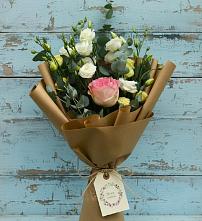Букет цветов из:  Розы и Лизиантусы в Большеречье