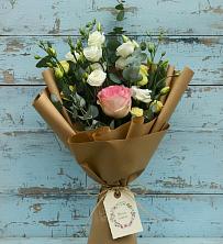 Букет цветов из:  Розы и Лизиантусы в Большеречье